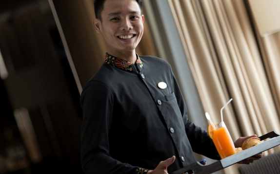 service di Hotel Santika Premiere Hayam Wuruk Jakarta