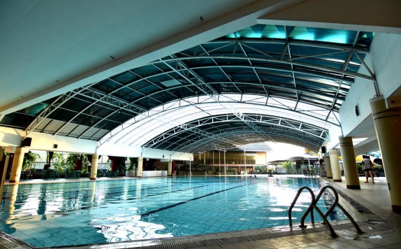 Swimming Pool di Hotel Sendang Sari