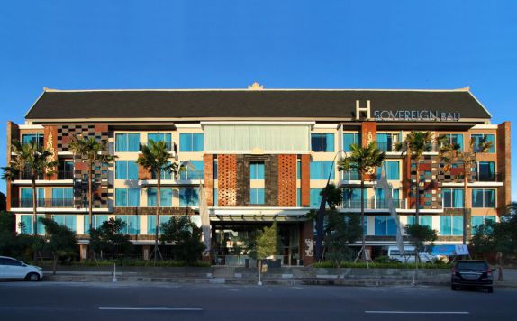 Exterior Hotel di H Sovereign Bali