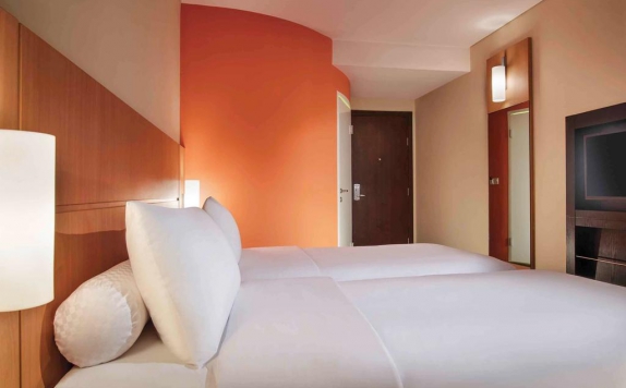 Tampilan Bedroom Hotel di Ibis Surabaya City Center