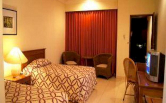 guest room twin bed di Ijen View Hotel And Resort