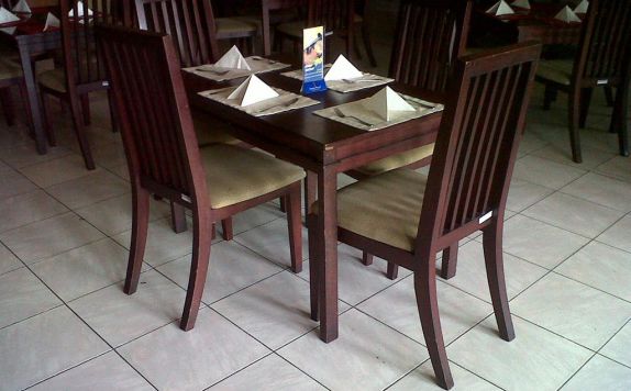 Restaurant Restaurant di Insumo Palace Hotel and Resort Kediri