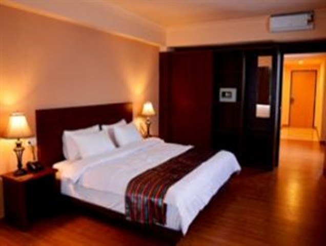 Kamar Tidur di Istana Hotel & Resort Luwuk
