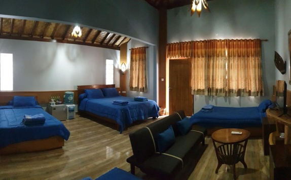 Tampilan Bedroom Hotel di IstanaOmbak Eco Resort