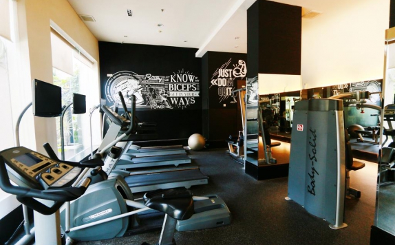 Fitness Center di Java Paragon Hotel & Residence