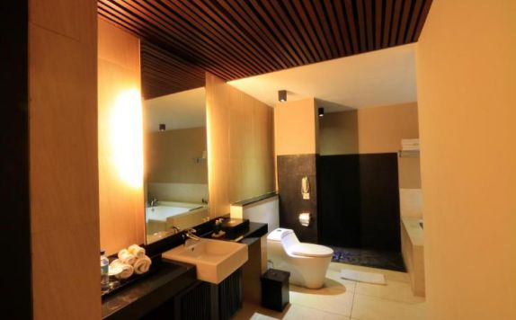 bathroom di Jerami Luxury Villa and Spa