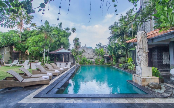 Swimming Pool di Jimbaran Lestari Hotel & Residence - Spa