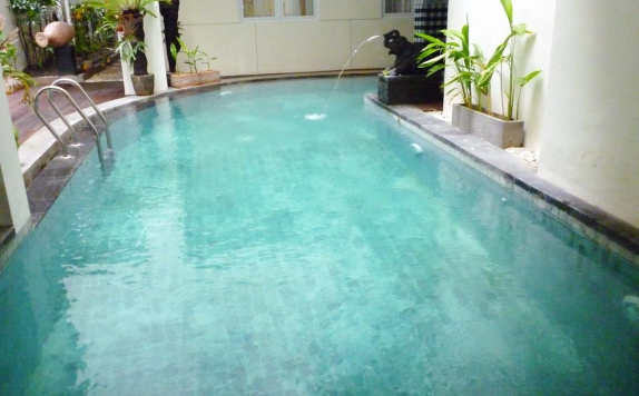 Swimming pool di JOCS Boutique Hotel & Spa