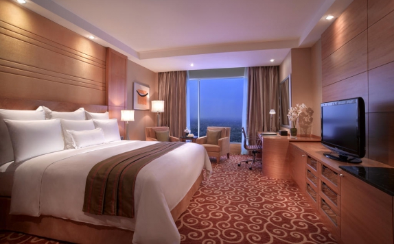 Guest room di JW Marriott Medan