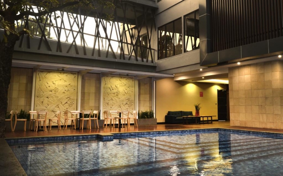 swimming pool di Kalya Hotel