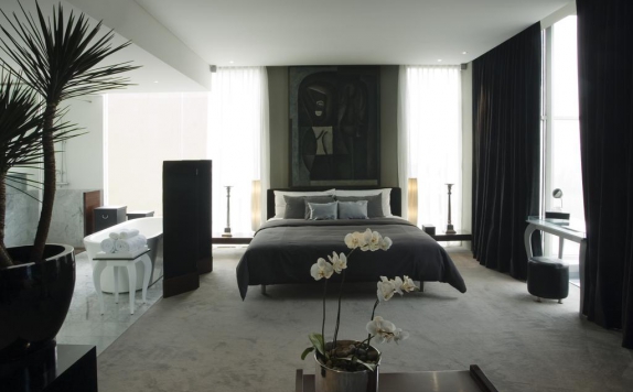Guest room di Kemang Icon by Alila