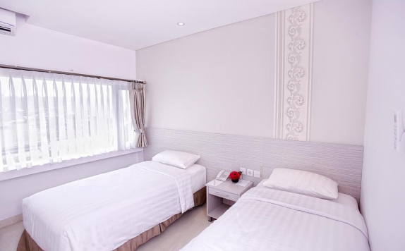 Twin bed di Kembang Hotel