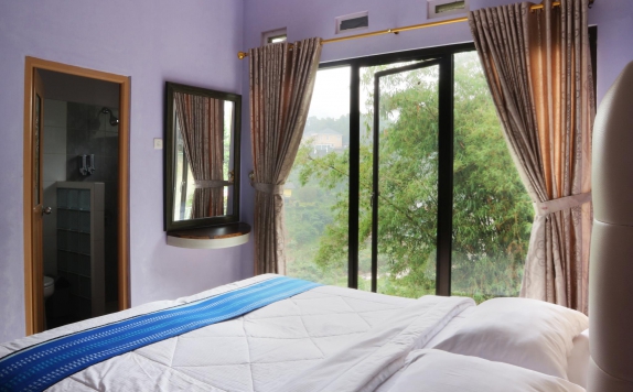 Guest Room di Khansa River Hill Resort