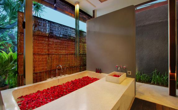 Bathroom di Kiss Villas Bali