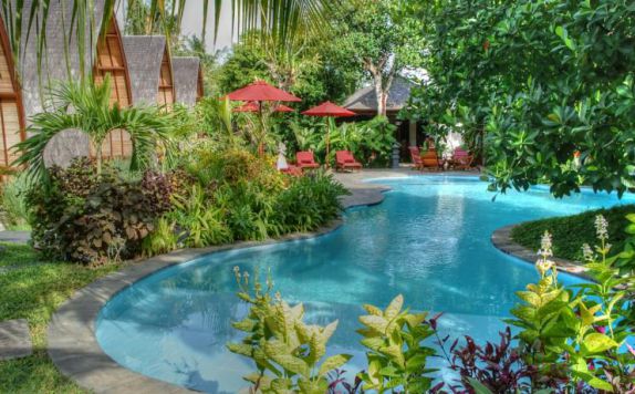 swimming pool di Klumpu Bali Resort