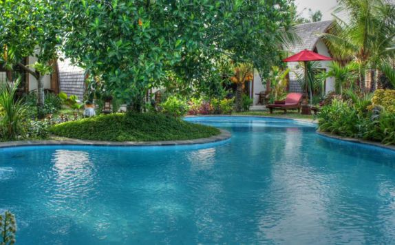 swimming pool di Klumpu Bali Resort