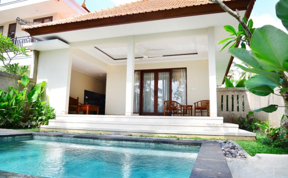 Outdoor Pool Hotel di Kubu Bali Baik Villa and Resort