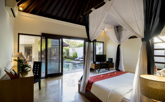 Tampilan Bedroom Hotel di Kunti Villas
