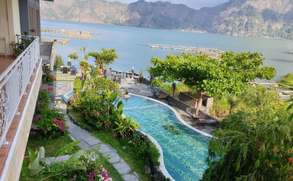Swimming Pool di Lakeside Cottages