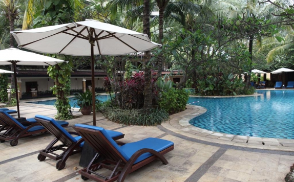 Swimming Pool di Le Dian Hotel
