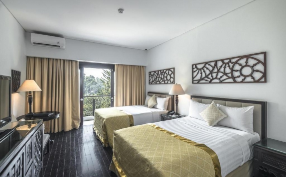 Guest Room di Lido Lake Resort by MNC Hotel