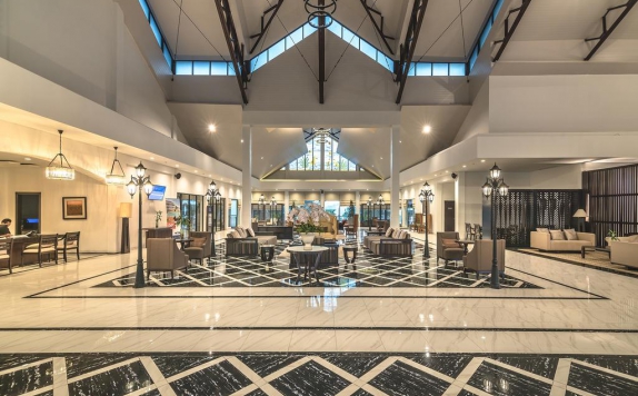 Lobby di Lido Lake Resort by MNC Hotel