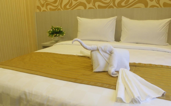 kamar tidur di LJ Hotel Medan