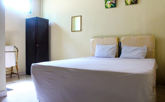 Tampilan Bedroom Hotel di Lolo Beach Inn