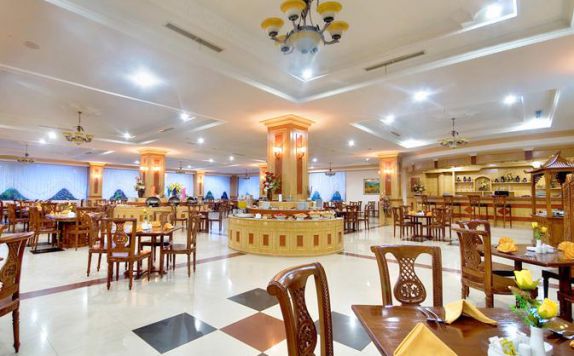 Restaurant di Madani Syariah Hotel