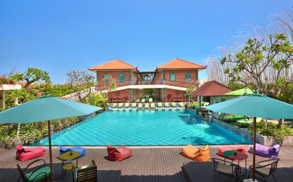 Swimming Pool di Maison at C Boutique Hotel