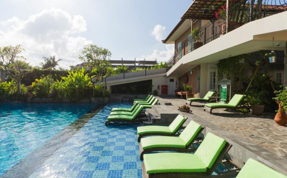 Swimming Pool di Maison at C Boutique Hotel