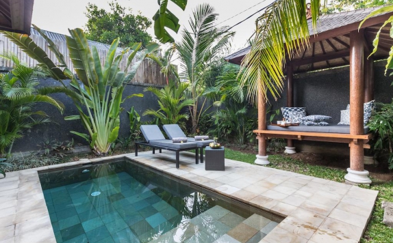 Swimming Pool di Mango Tree Villas