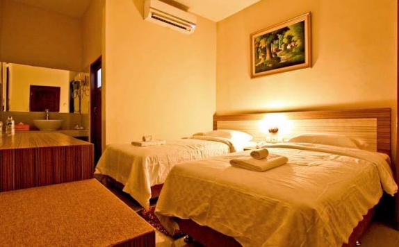 Guest room di Marina Hotel Ambon