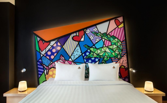 Tampilan Bedroom Hotel di MaxOne Tidar