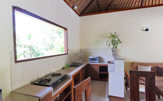Kitchen Set Area di Medewi Bay Retreat