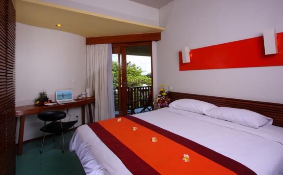 guest room di Mercure Kuta Beach Bali