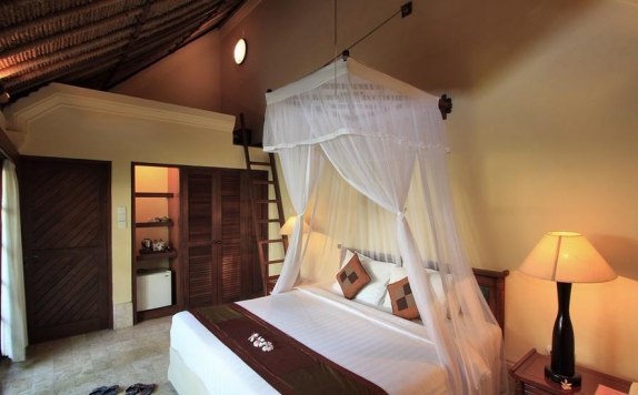 Tampilan Bedroom Hotel di Mimpi Resort Tulamben