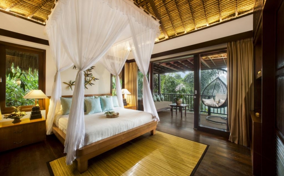 Bedroom di Nandini Bali Jungle Resort & Spa