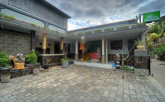 Eksterior di NB Bali Guest House
