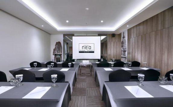 Meeting Room di Neo Hotel Malioboro