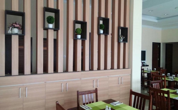 Restaurant di New d Dhave Padang