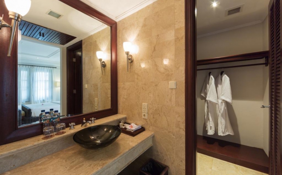 bathroom di Nirwana Villa Estate