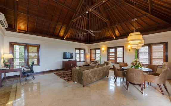 interior di Nirwana Villa Estate