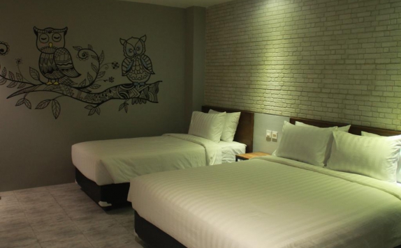 Tampilan Bedroom Hotel di Nite & Day Hotel Kedungdoro