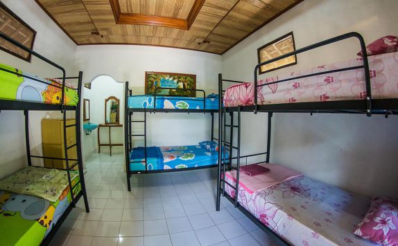Bedroom di Nusa Garden Bungalow