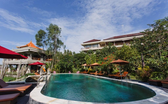 Swimming Pool di Om Ham Retreat & Resort