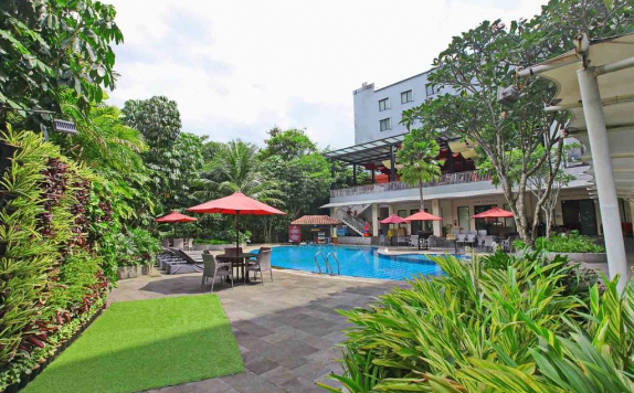 Swimming Pool di Padjadjaran Suites Resort & Convention Hotel