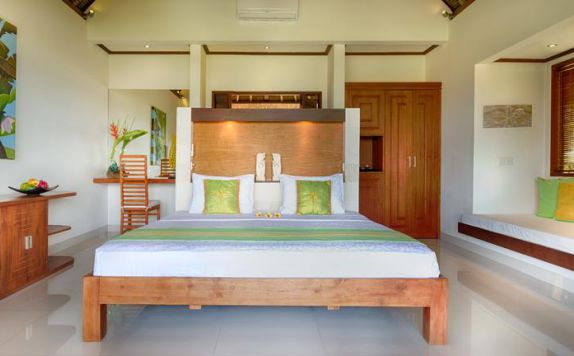 guest room di Palm Garden Amed Beach & Spa Resort