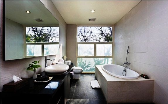 Bathroom di Pandawa Beach Villas