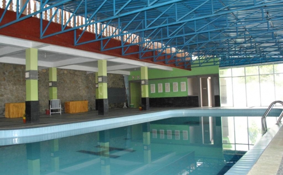 Swimming Pool di Parai Mountain Resort